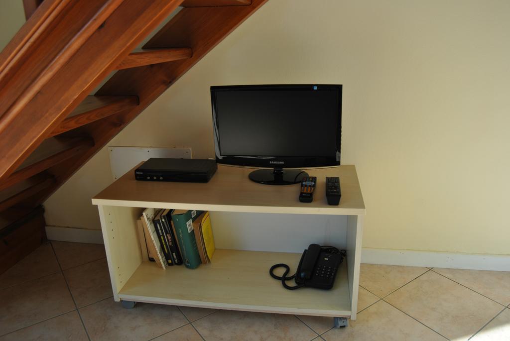 Residence Oasi Del Viandante Lake Como Room photo